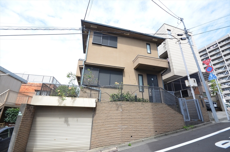 01KGNT7WPNAEGVZGWTYSKQBACH