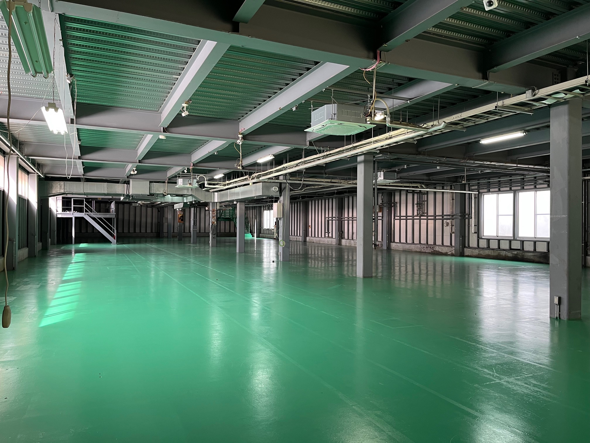 1階 天井高3.0~3.3m 1階 天井高3.0~3.3m